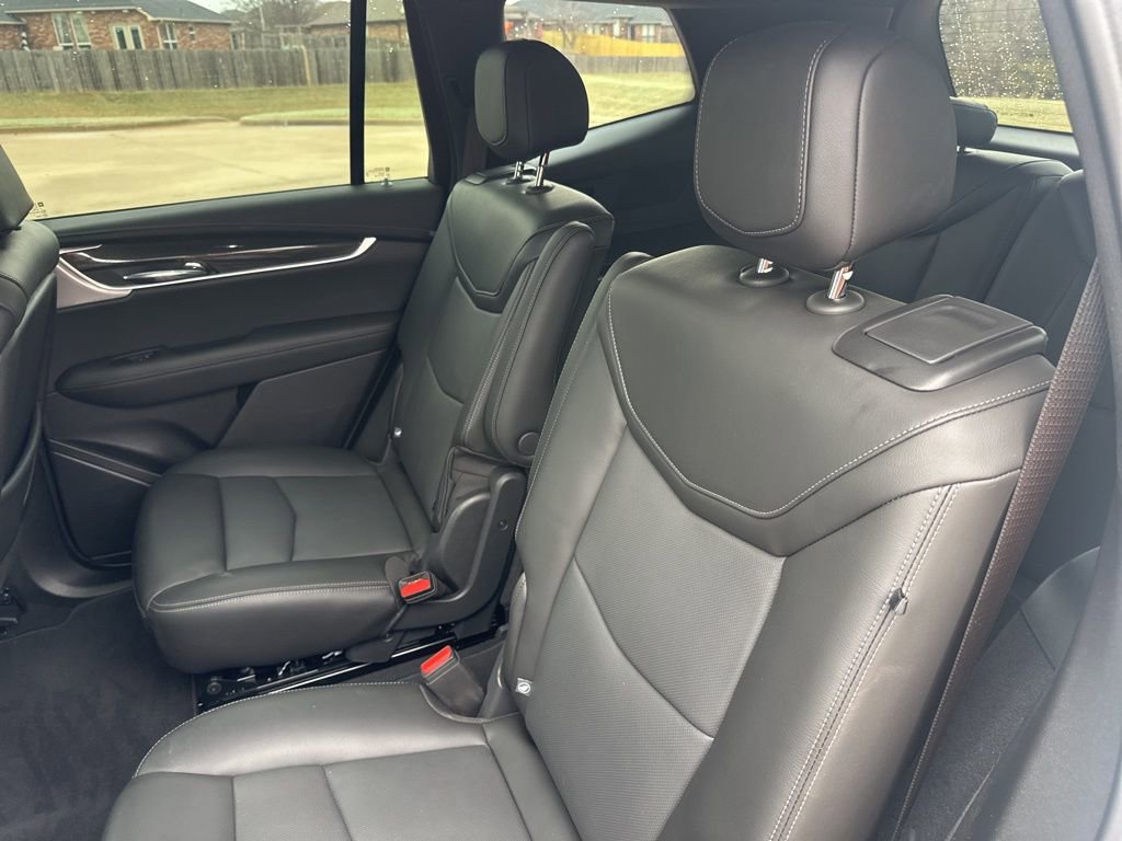 Certified 2025 Cadillac XT6 Sport w/ Technology Package image 33