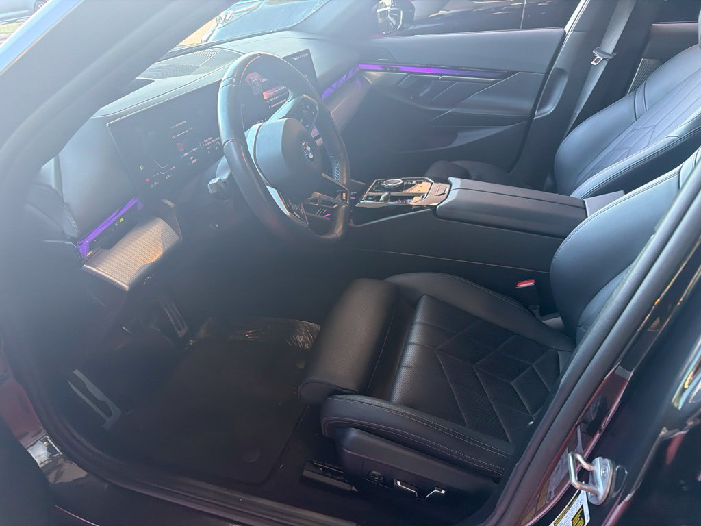 Used 2024 BMW i5 eDrive40i w/ M Sport Package RWD image 6