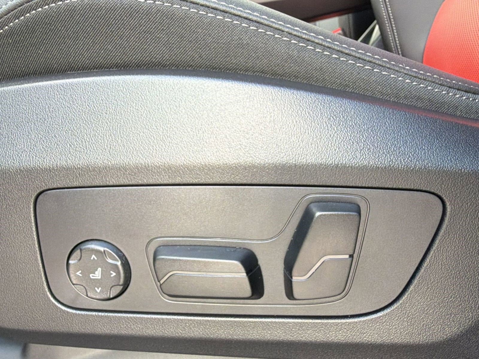 New 2026 BMW X1 M35i w/ Technology Package image 14