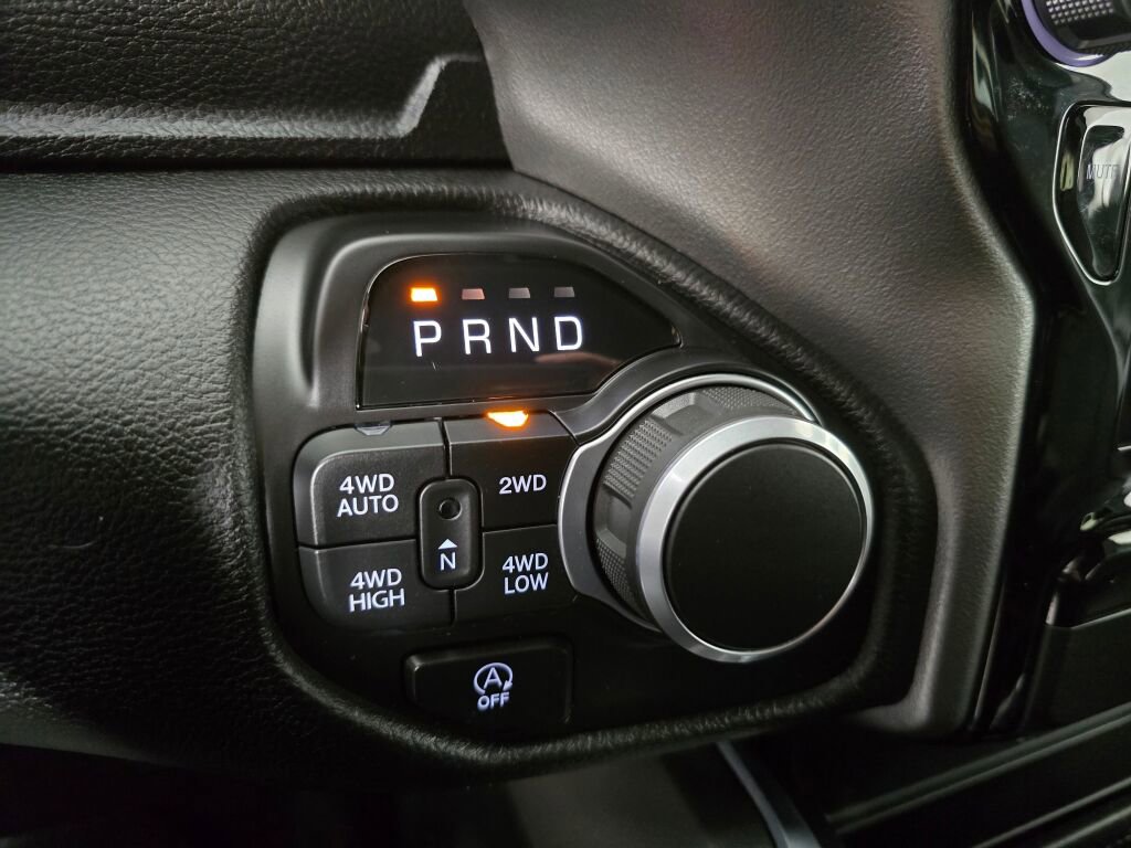 Used 2025 RAM 1500 Big Horn image 30