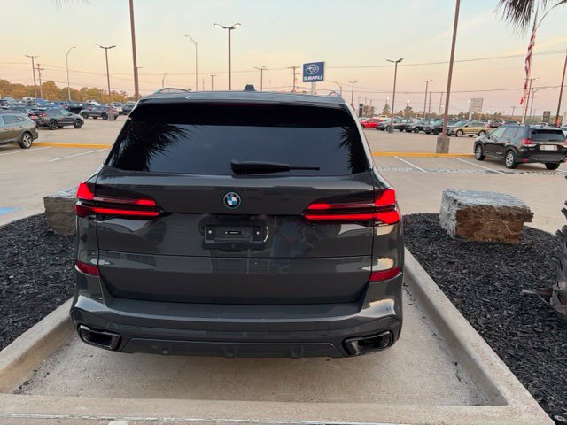 Used 2026 BMW X5 xDrive50e w/ M Sport Package AWD/4WD image 16
