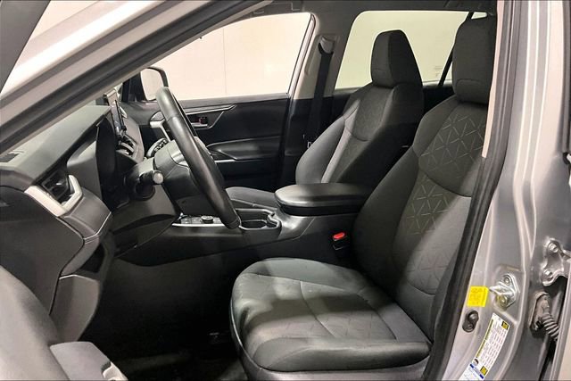 Used 2021 Toyota RAV4 XLE w/ XLE Grade Weather Package image 22