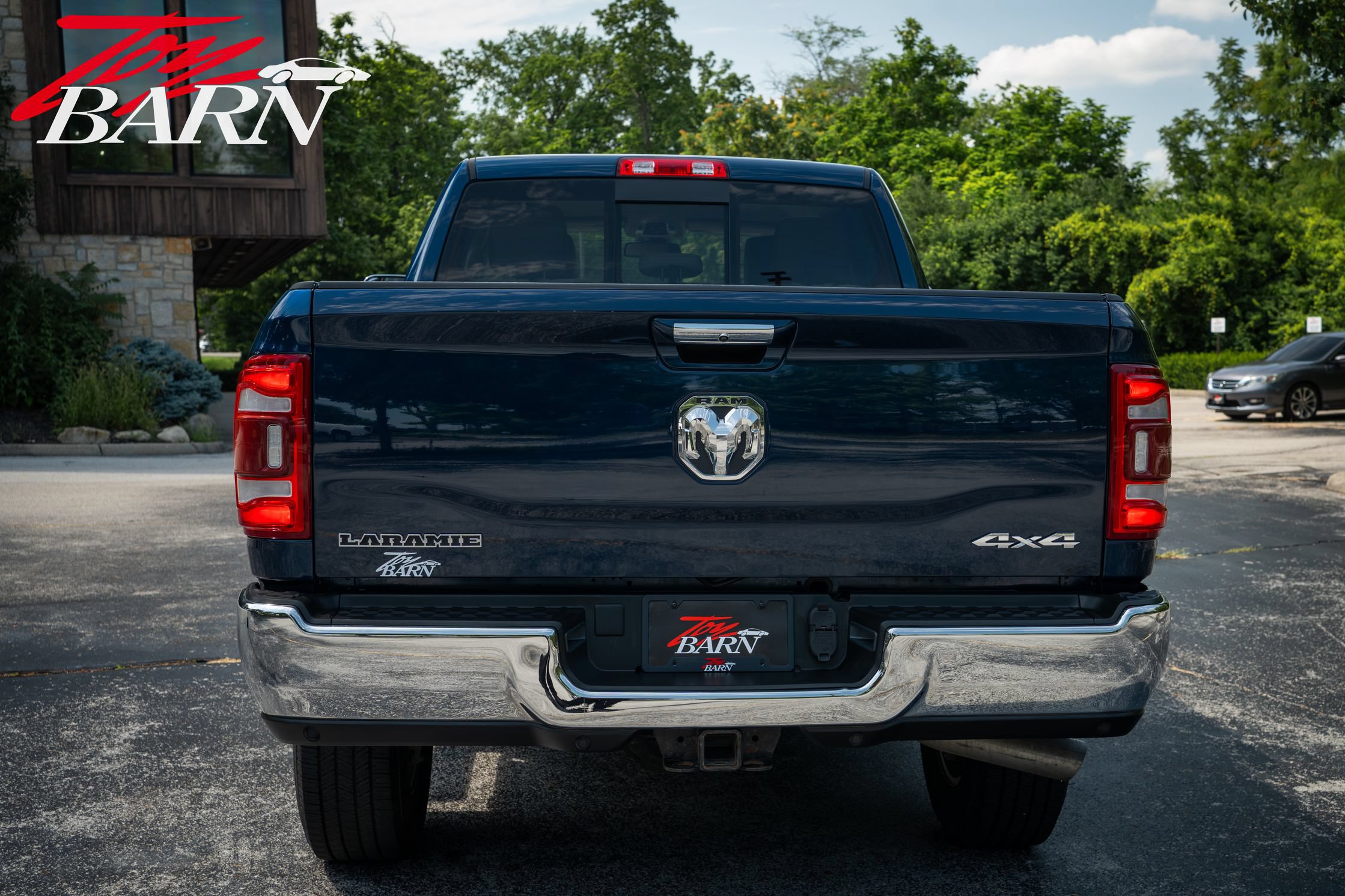 Used 2022 RAM 2500 Laramie AWD/4WD image 3