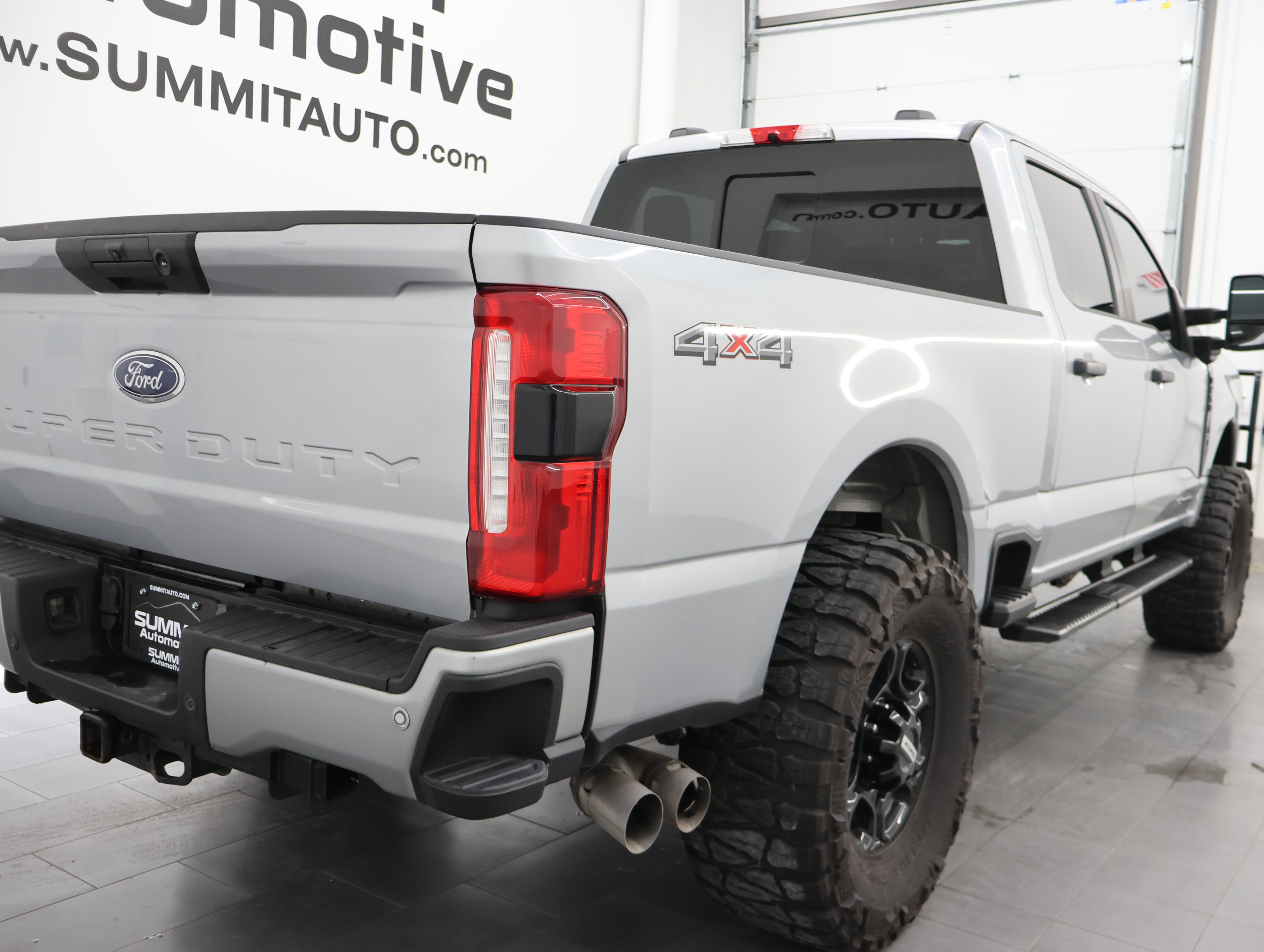 Used 2024 Ford F250 XL w/ STX Appearance Package AWD/4WD image 4