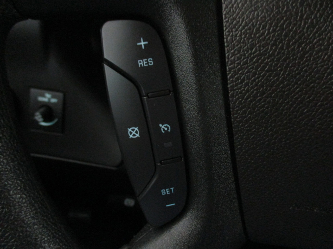 Used 2024 GMC Savana 2500 w/ Driver Convenience Package image 19