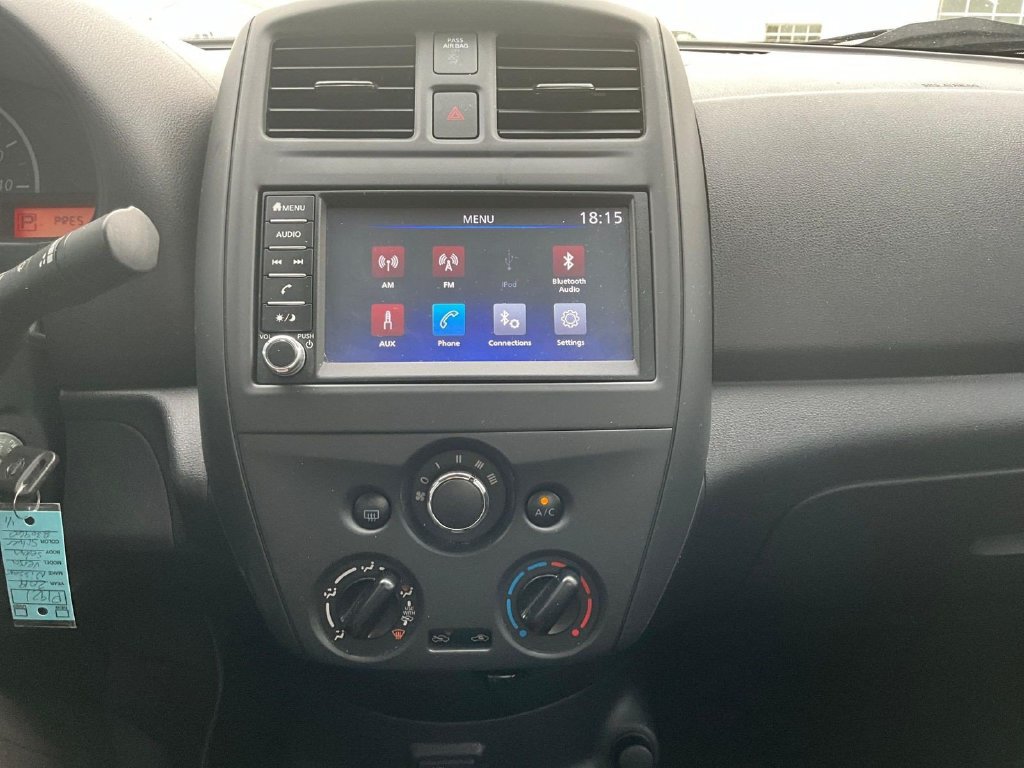 Used 2019 Nissan Versa S Plus FWD image 17