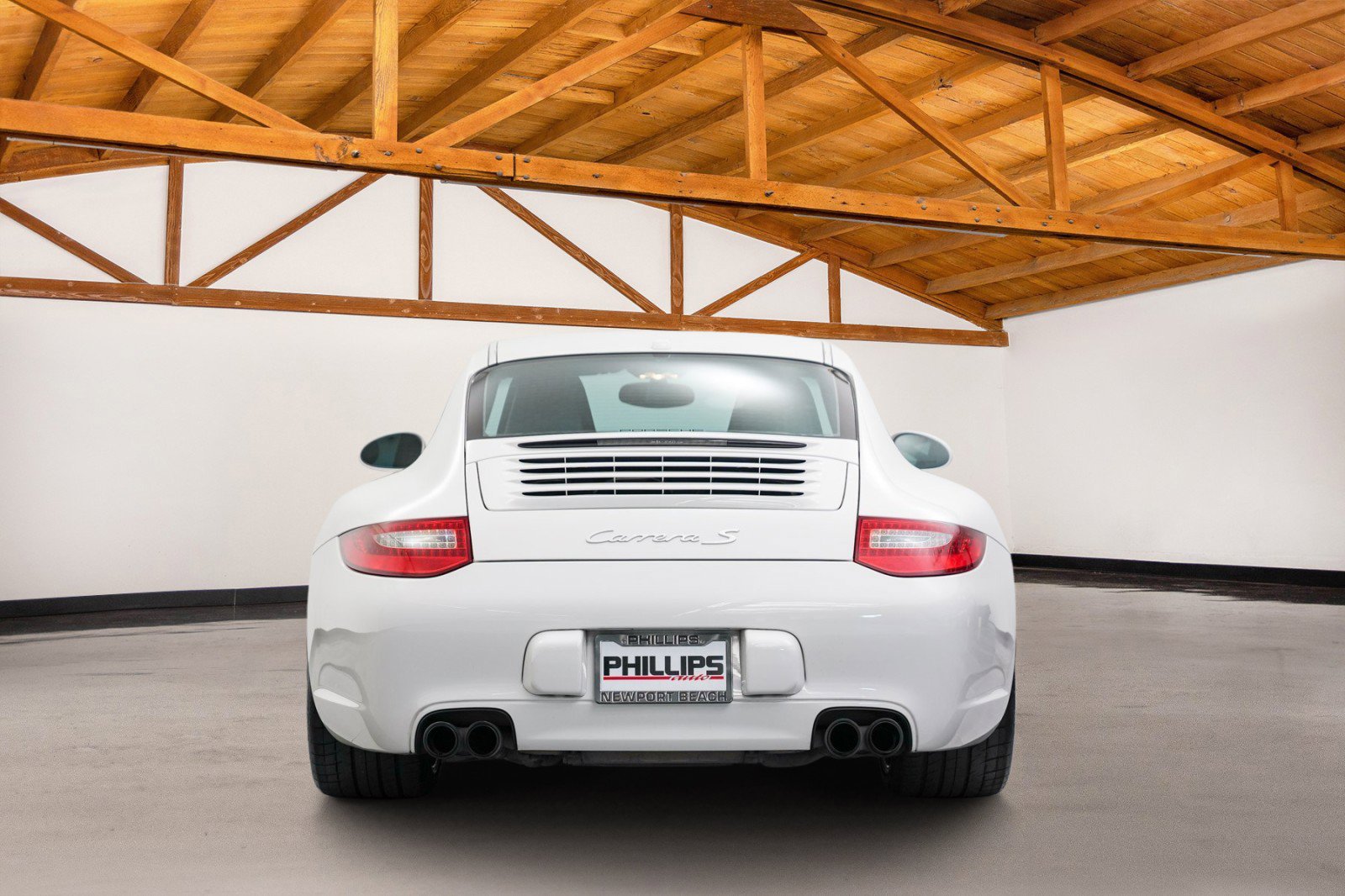 Used 2010 Porsche 911 Carrera S image 4