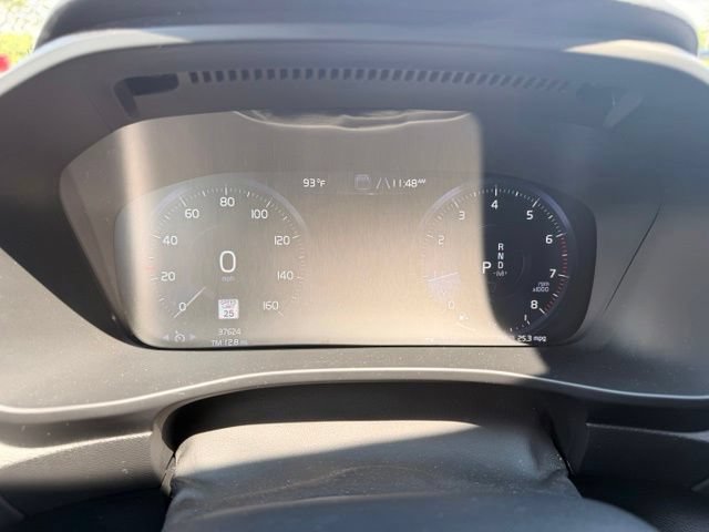 Used 2022 Volvo XC40 T5 R-Design w/ Climate Package AWD/4WD image 19