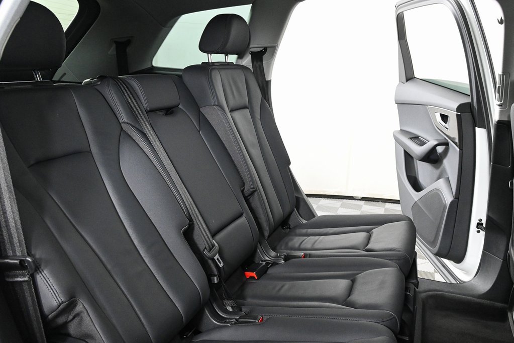 Used 2022 Audi Q7 3.0T Premium image 22