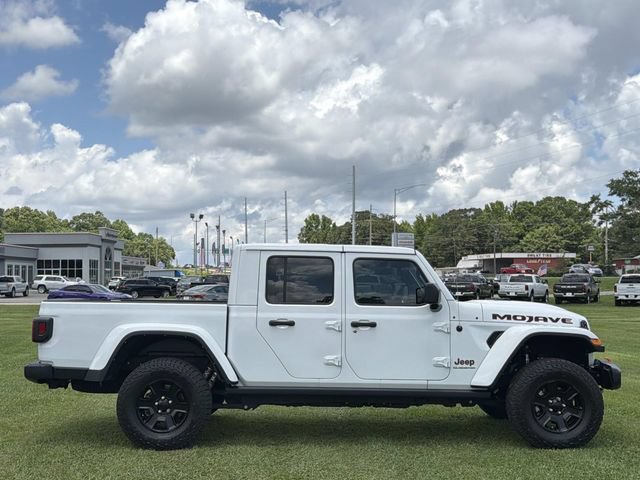 Used 2022 Jeep Gladiator Mojave w/ Cold Weather Group AWD/4WD image 4