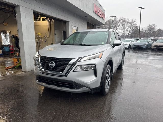 Used 2023 Nissan Rogue SV AWD/4WD image 5