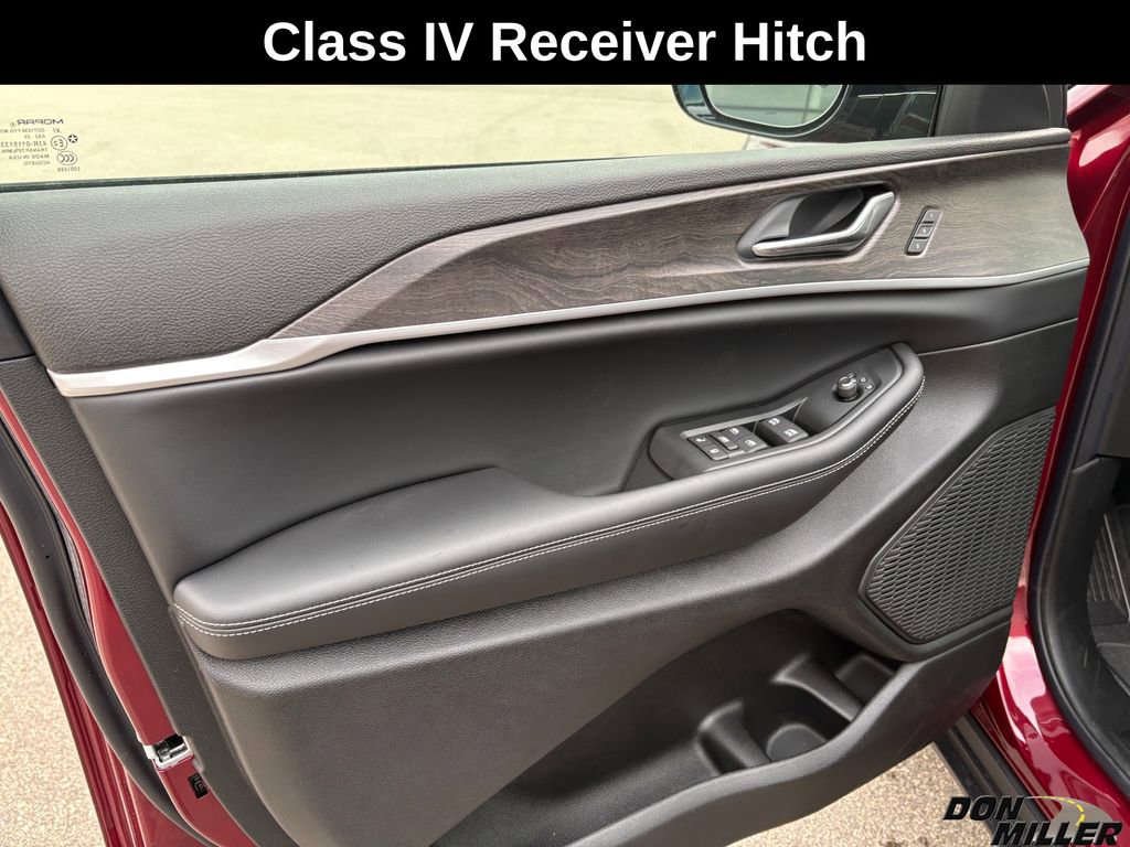 New 2025 Jeep Grand Cherokee Limited w/ Black Appearance Package image 10