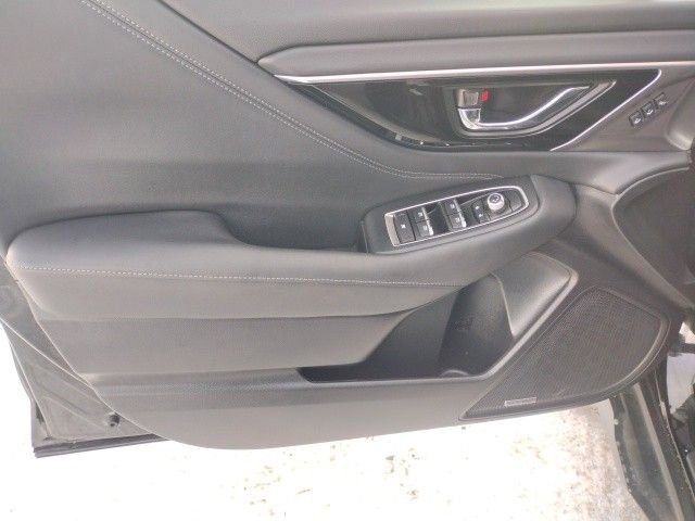 Used 2023 Subaru Outback Limited image 11