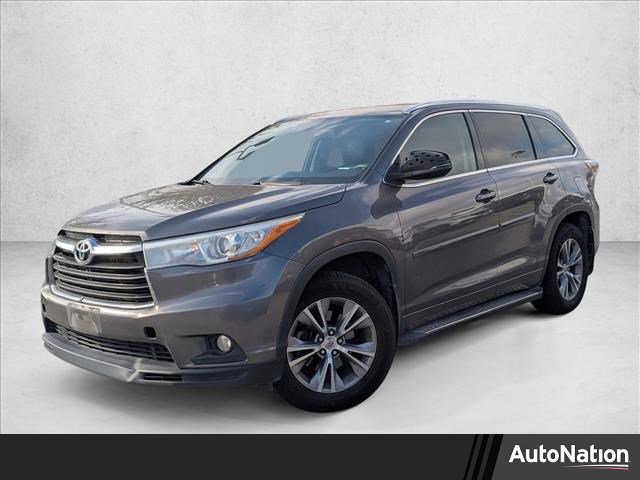 Used 2015 Toyota Highlander XLE image 1