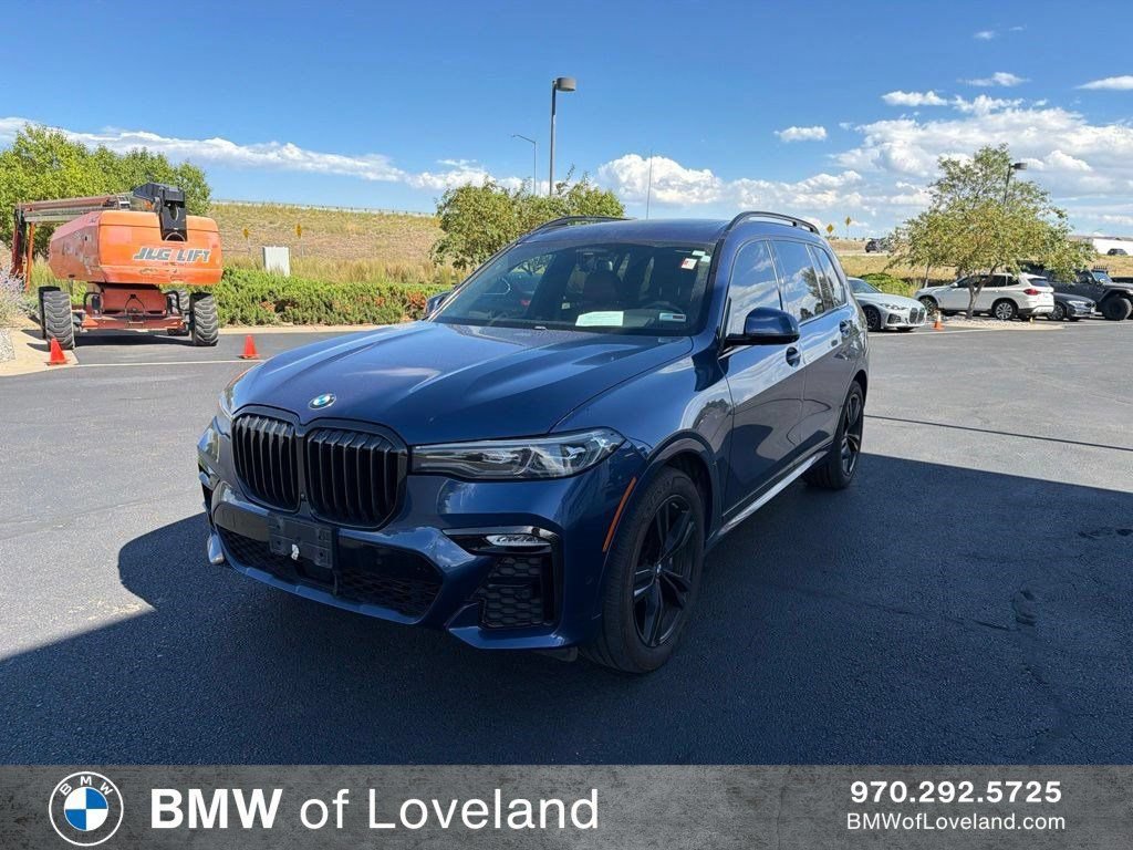 Used 2021 BMW X7 xDrive40i w/ M Sport Package AWD/4WD image 1