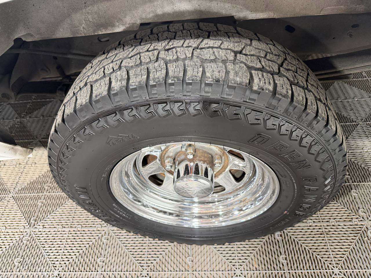 Used 1999 Ford E-150 and Econoline 150 RWD image 18
