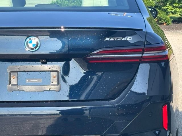Used 2026 BMW i5 eDrive40 w/ Executive Package AWD/4WD image 7