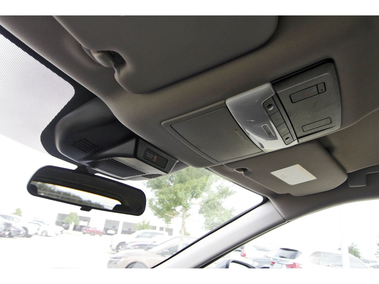 Used 2024 Nissan Rogue SV FWD image 25