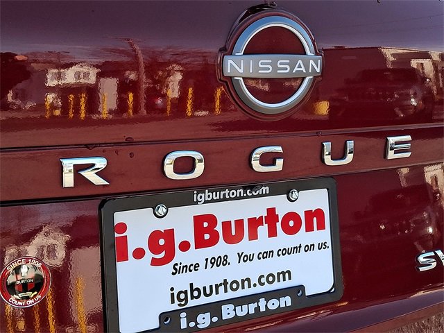 Used 2023 Nissan Rogue SV image 30