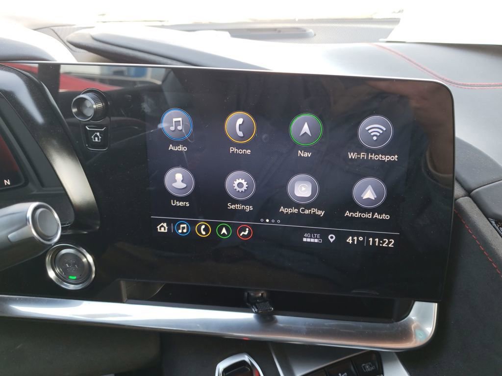 Used 2020 Chevrolet Corvette Stingray Premium Cpe w/ 3LT Preferred Equipment Group image 19