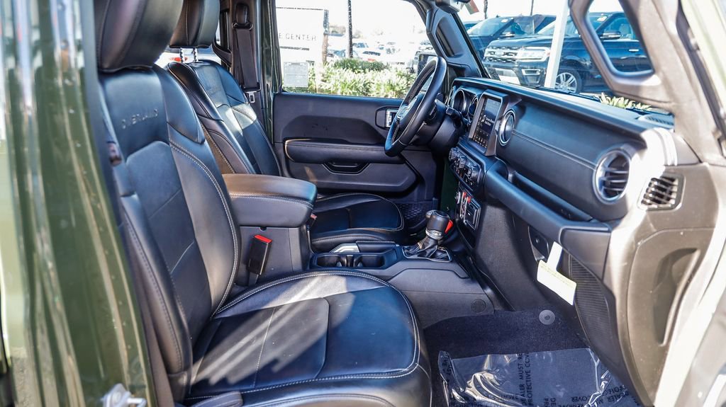 Certified 2022 Jeep Gladiator Overland w/ Trailer Tow Package image 18