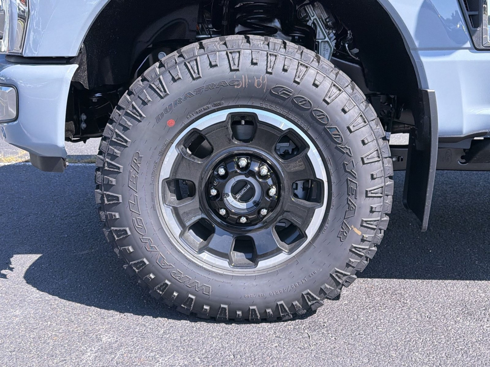 New 2026 Ford F350 Platinum w/ Platinum Plus Package AWD/4WD image 17