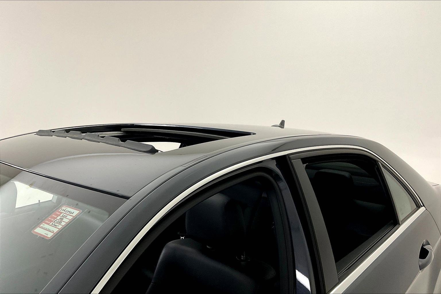 Used 2011 Mercedes-Benz E 350 4MATIC Sedan image 37