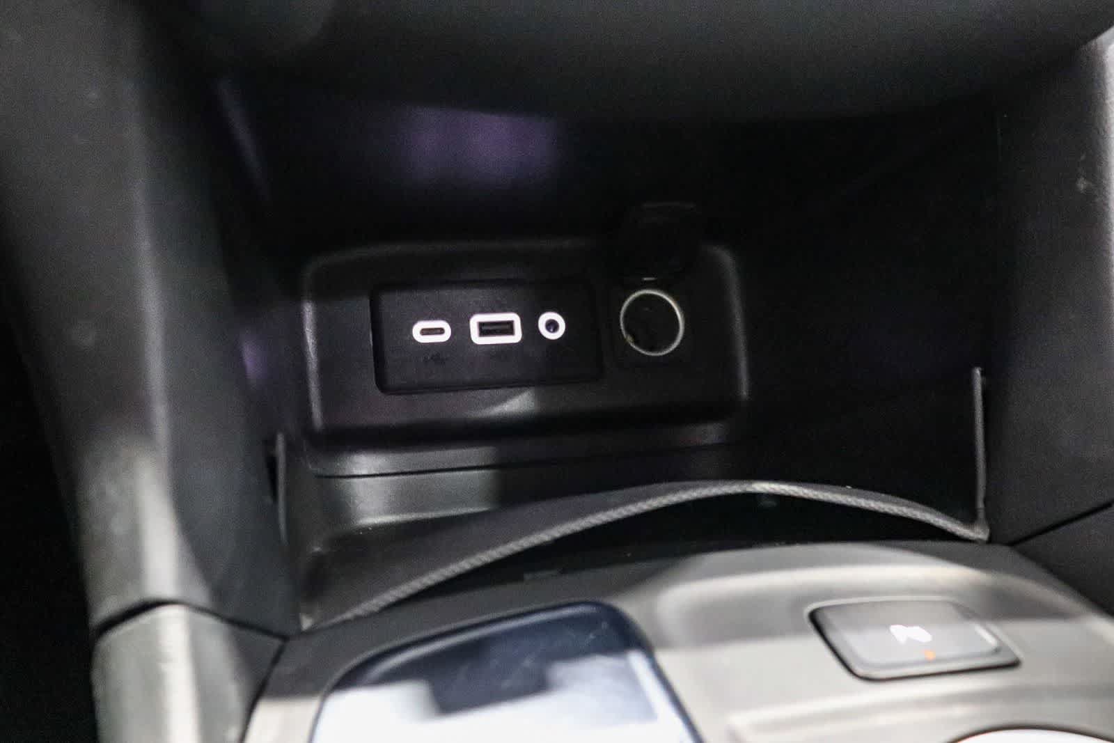 Used 2023 Chevrolet Equinox LT FWD image 22