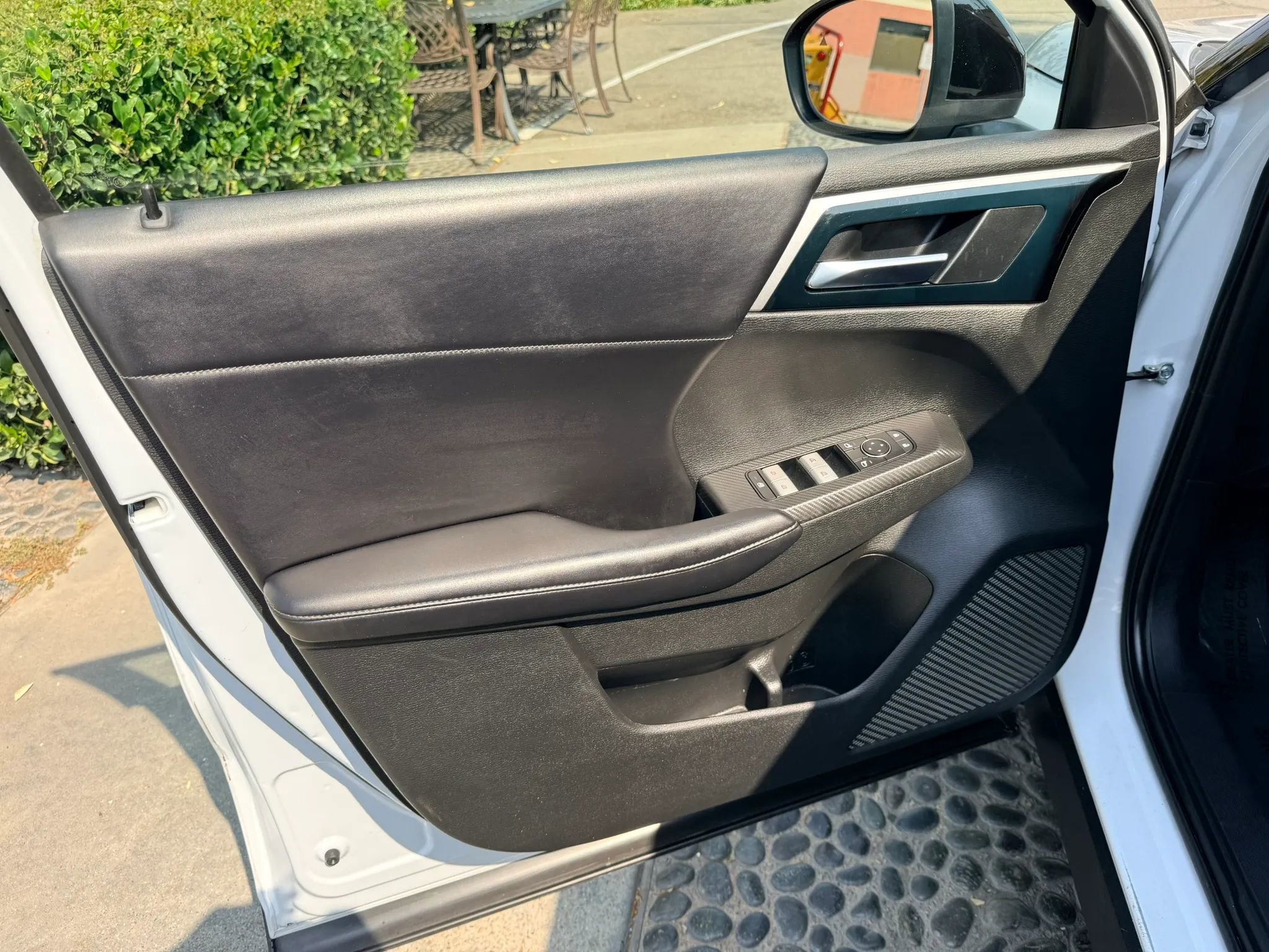 Used 2022 Mitsubishi Outlander SE image 10