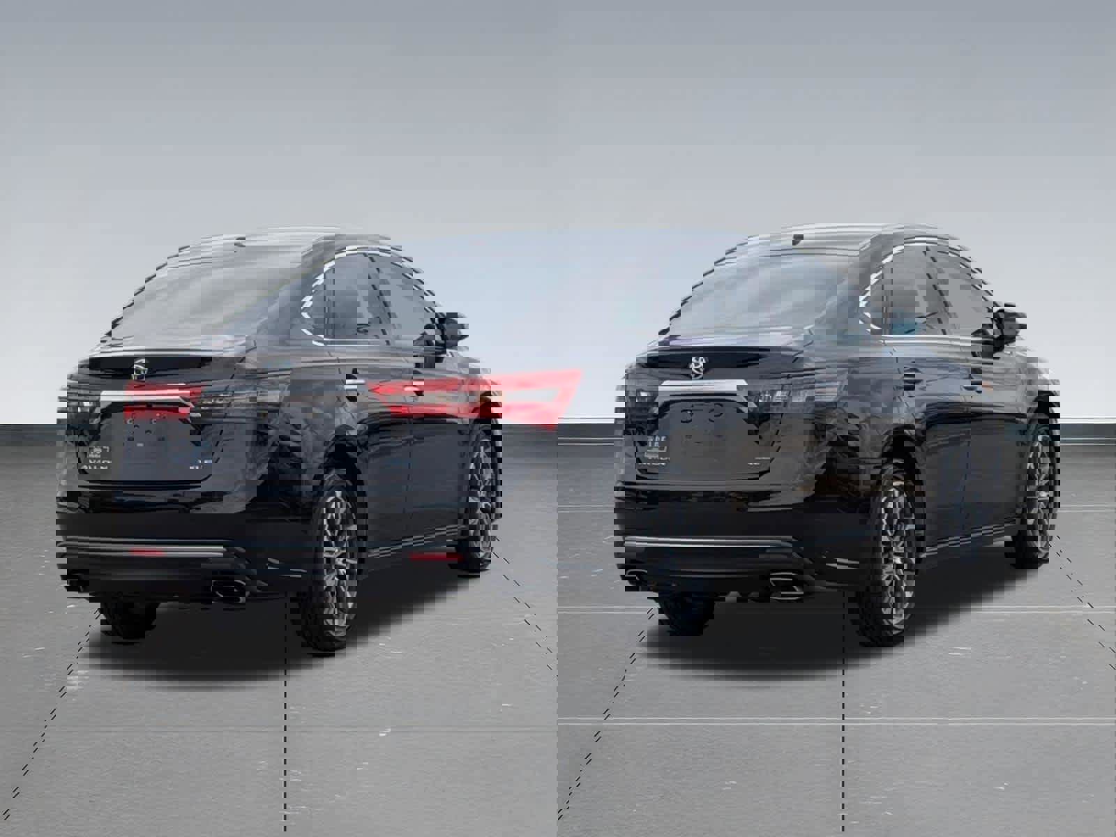 Used 2016 Toyota Avalon XLE FWD image 6