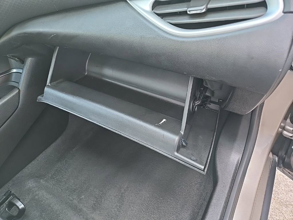 Used 2024 Chevrolet Malibu LT FWD image 65