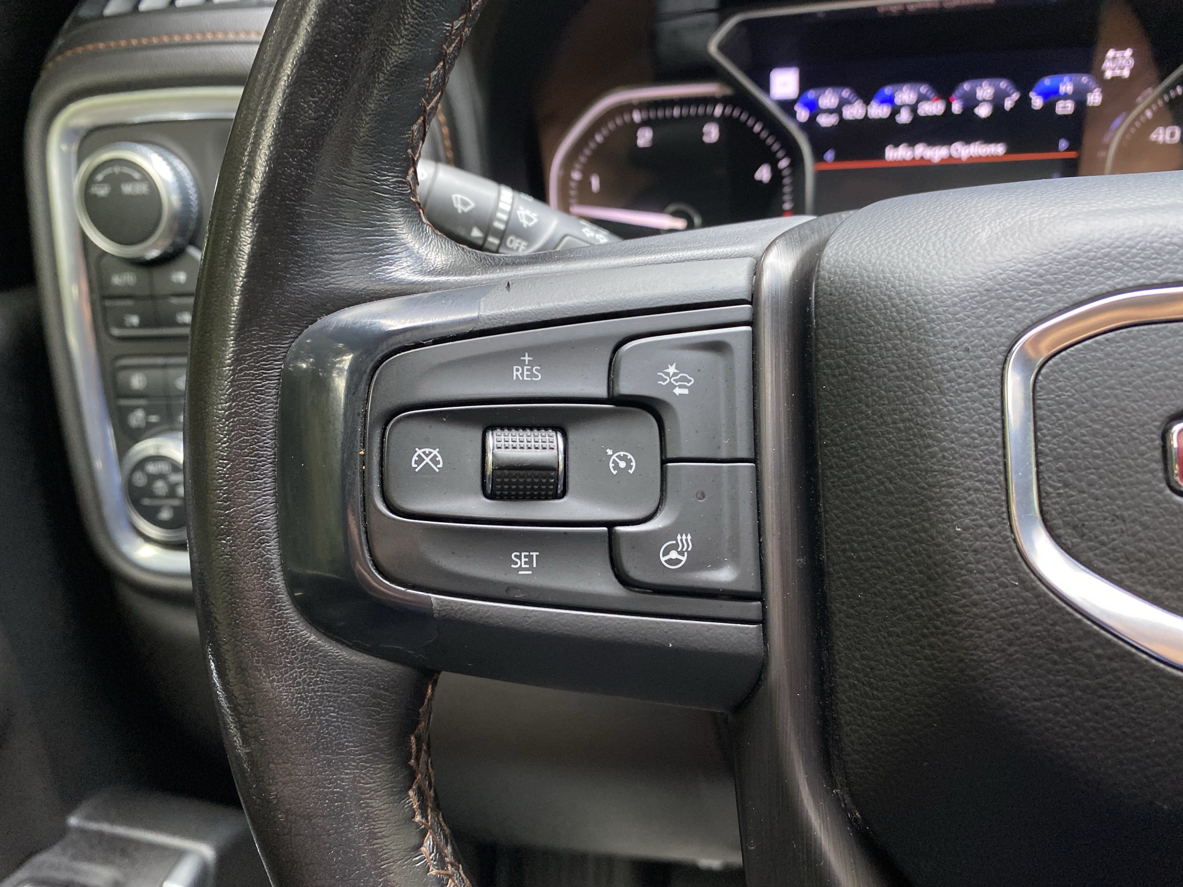 Used 2021 GMC Sierra 2500 AT4 w/ AT4 Premium Plus Package AWD/4WD image 20