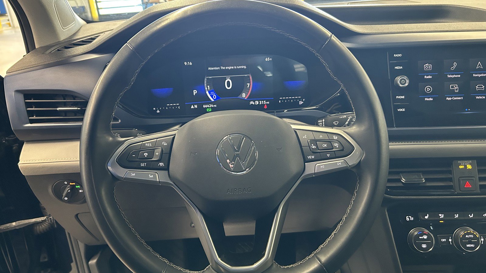 Used 2024 Volkswagen Taos SE image 20