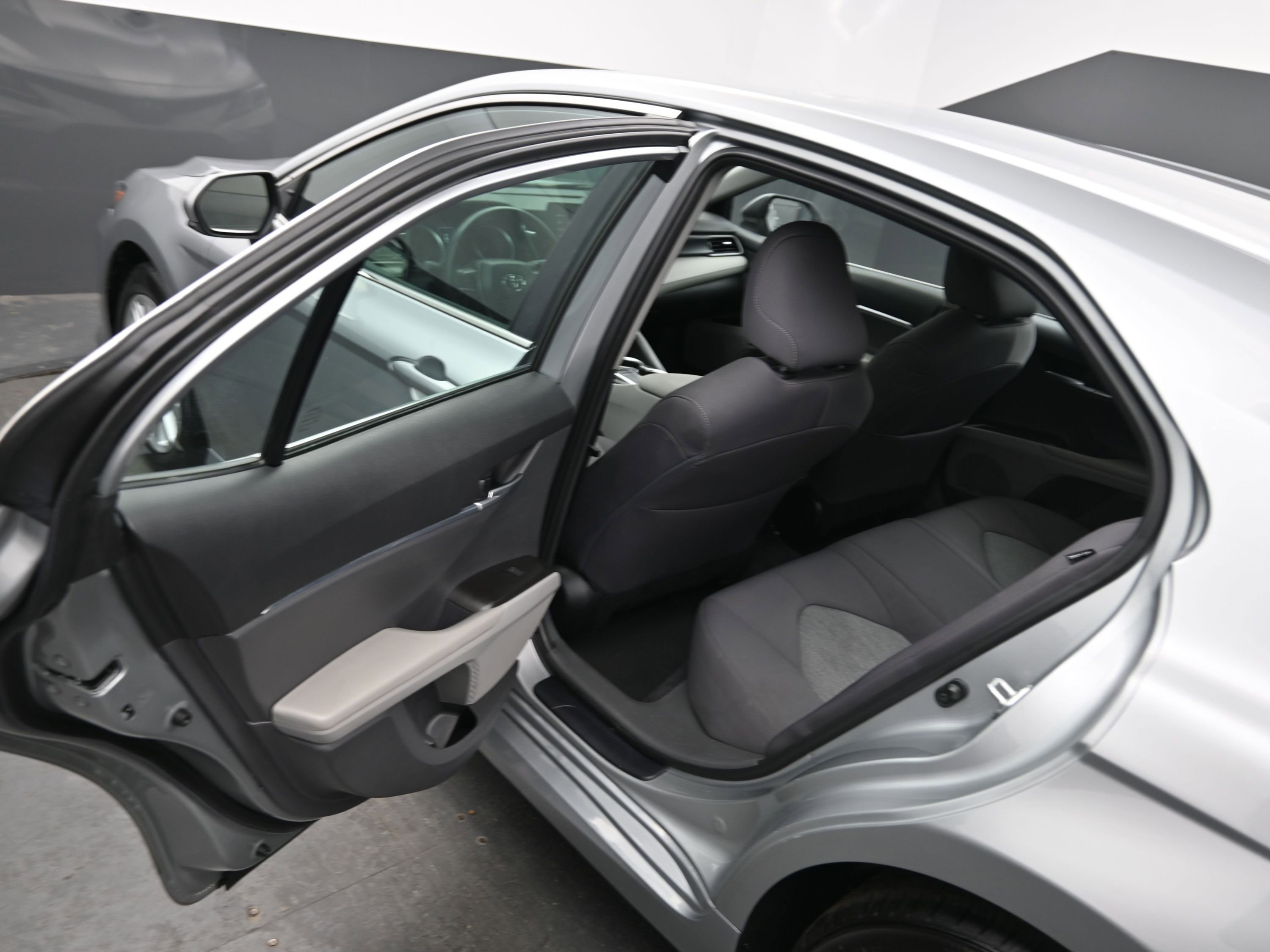 Used 2024 Toyota Camry LE image 16