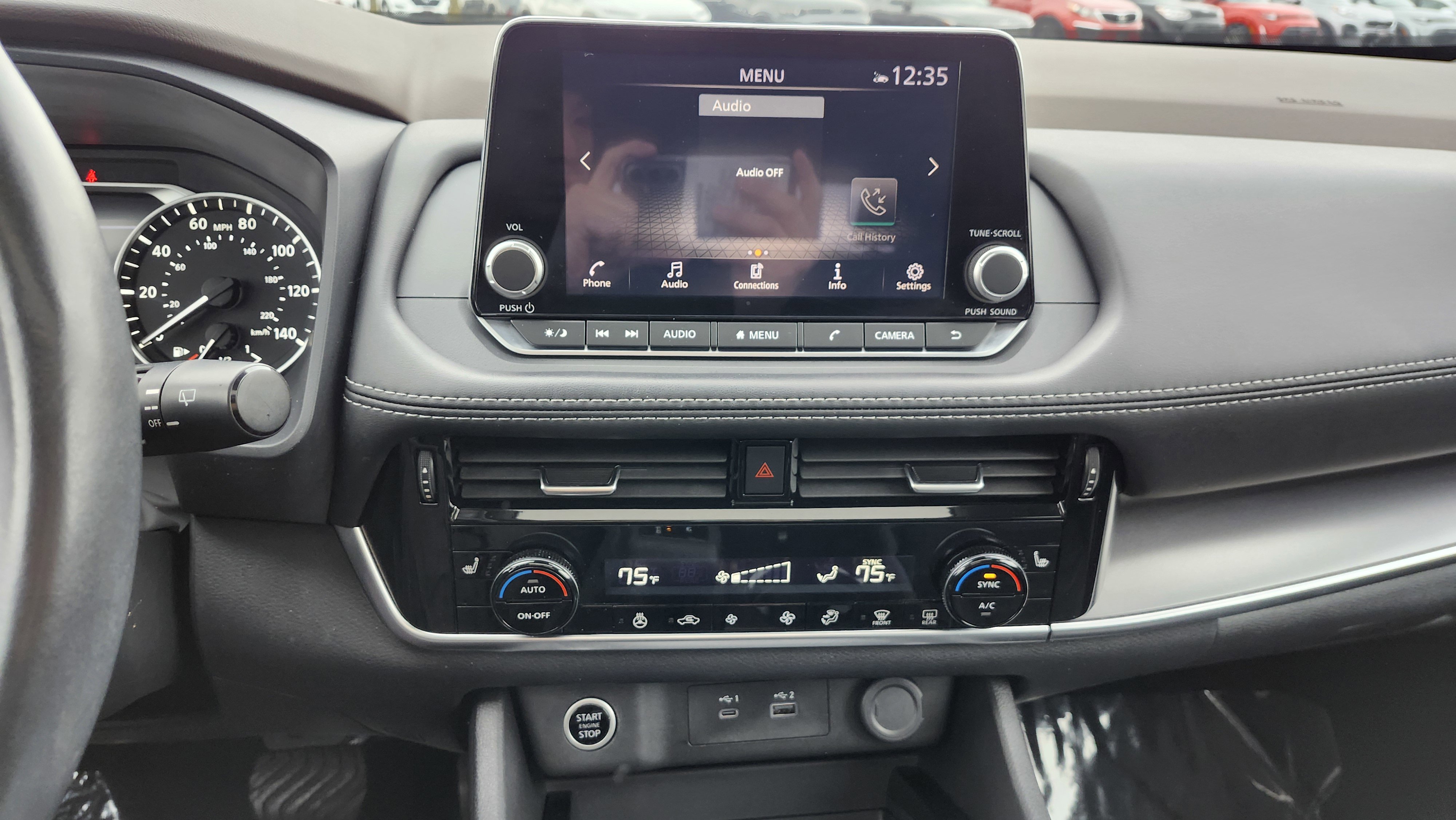 Used 2023 Nissan Rogue SV w/ SV Premium Package image 31