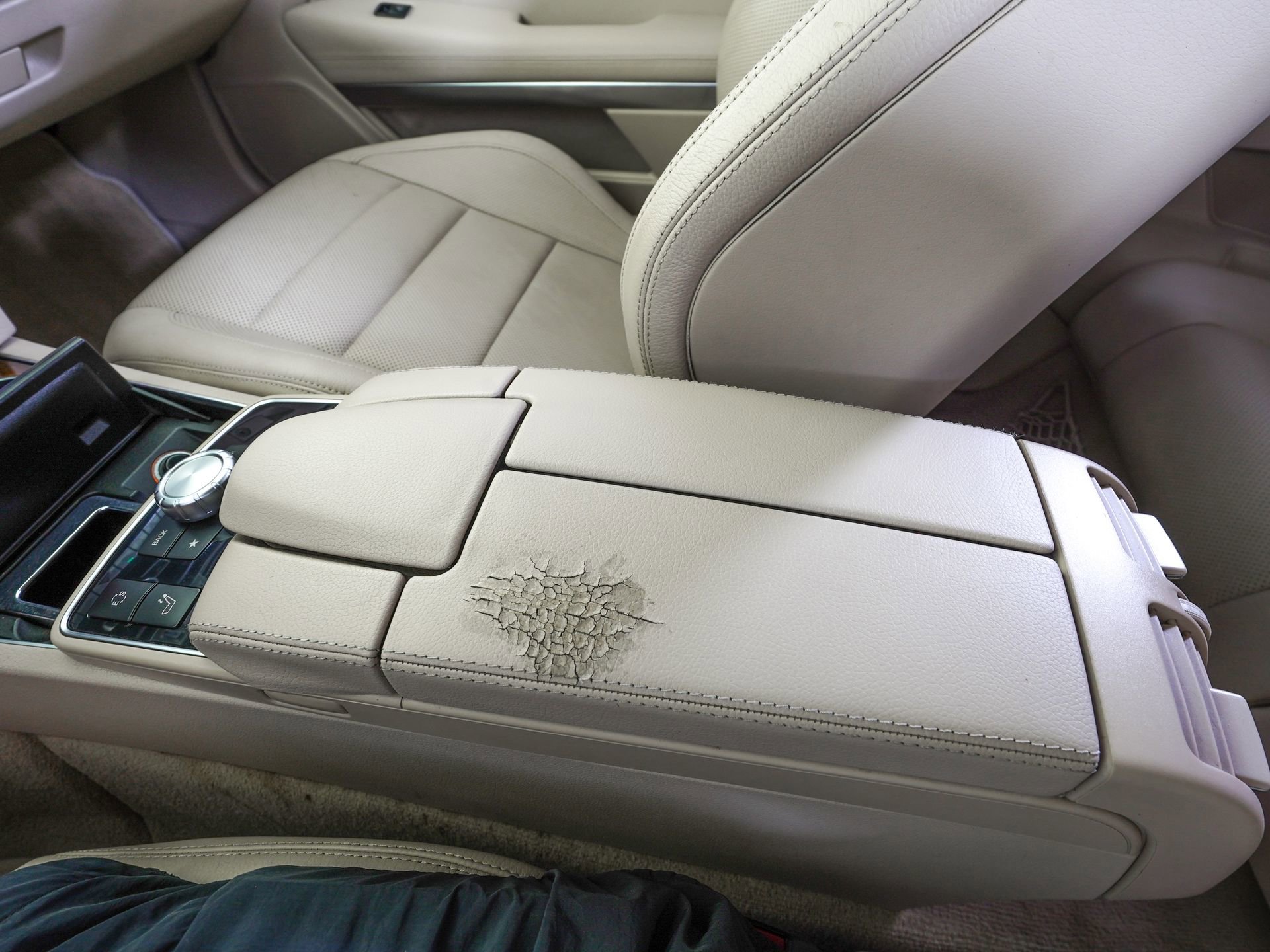 Used 2014 Mercedes-Benz E 350 Cabriolet image 28