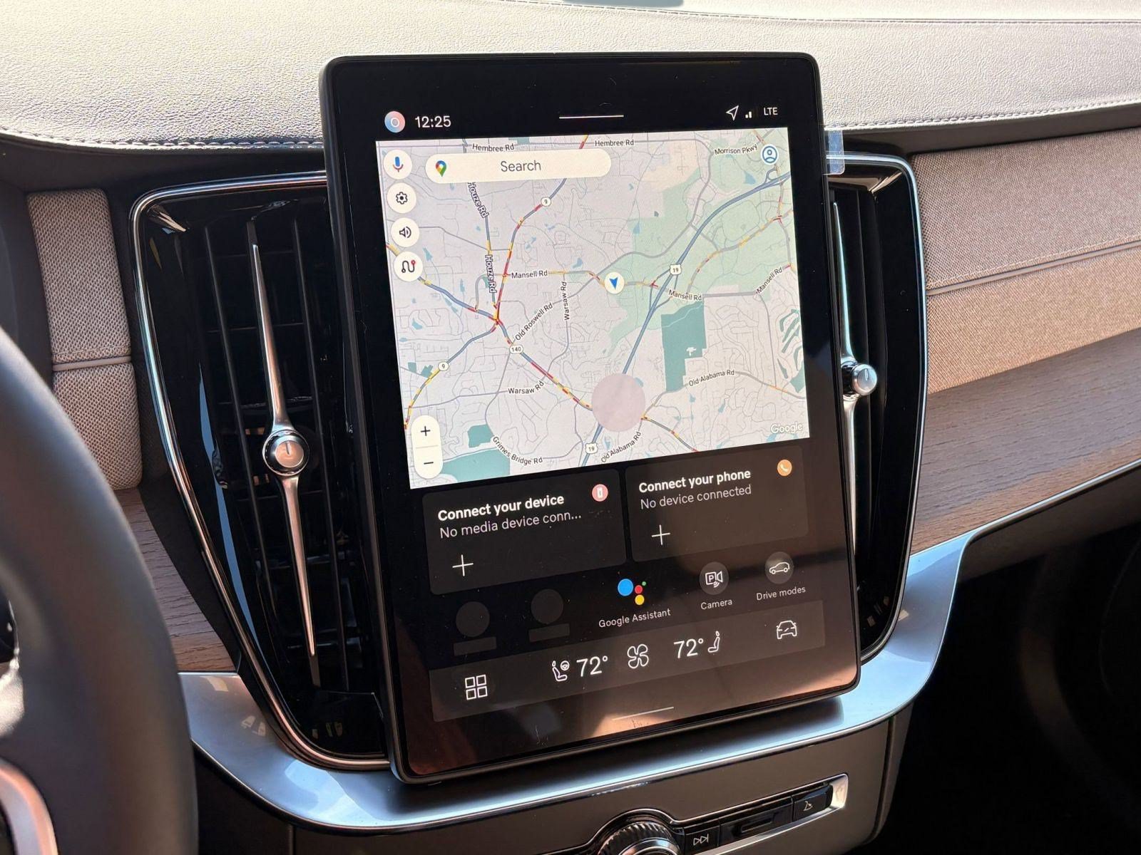 New 2026 Volvo XC90 T8 Plus w/ Protection Package image 28