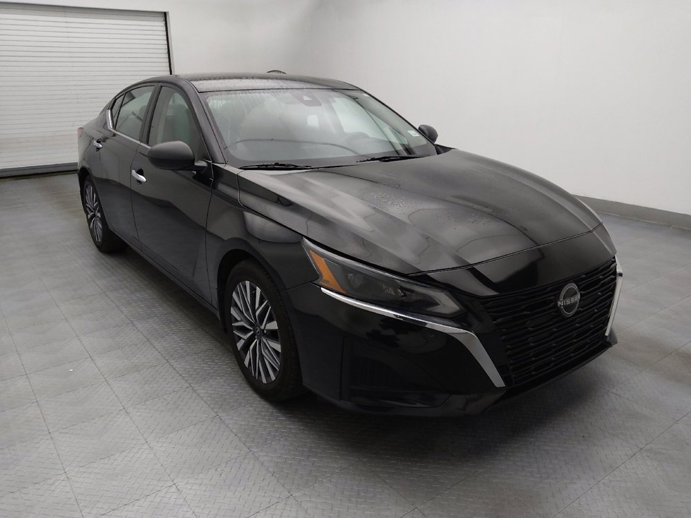 Used 2024 Nissan Altima 2.5 SV image 13