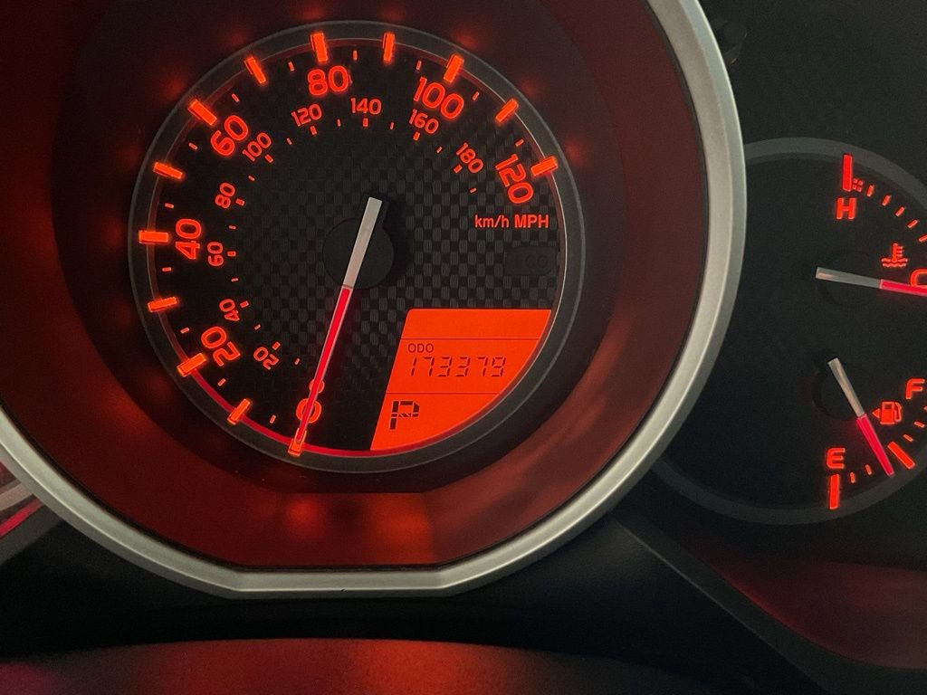 Used 2011 Toyota 4Runner SR5 w/ Convenience Pkg image 31