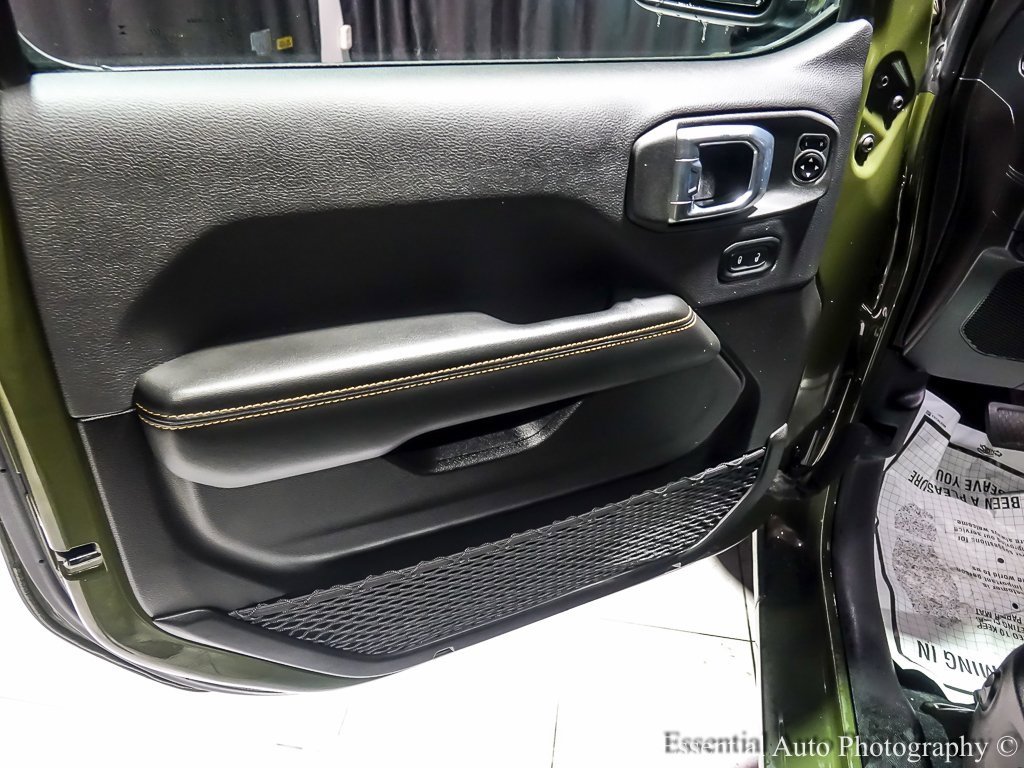 Used 2024 Jeep Wrangler Unlimited Sahara w/ Technology Group image 27