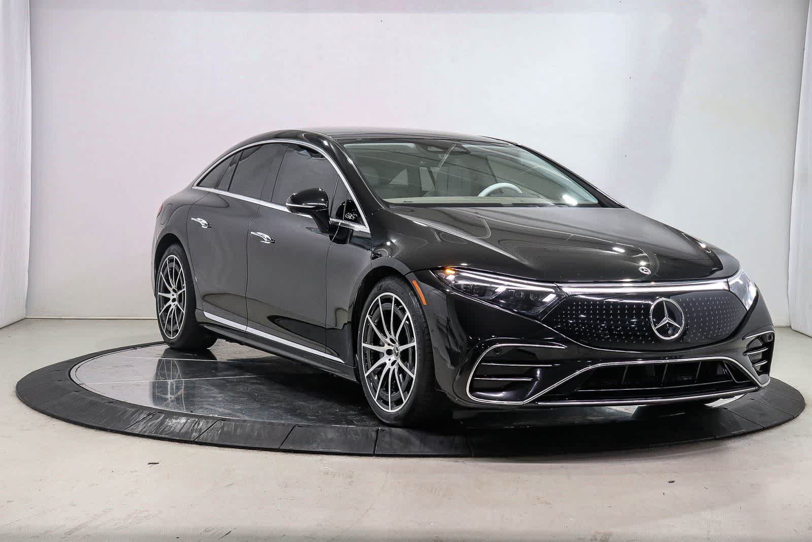 Used 2023 Mercedes-Benz EQS 450+ Sedan image 5