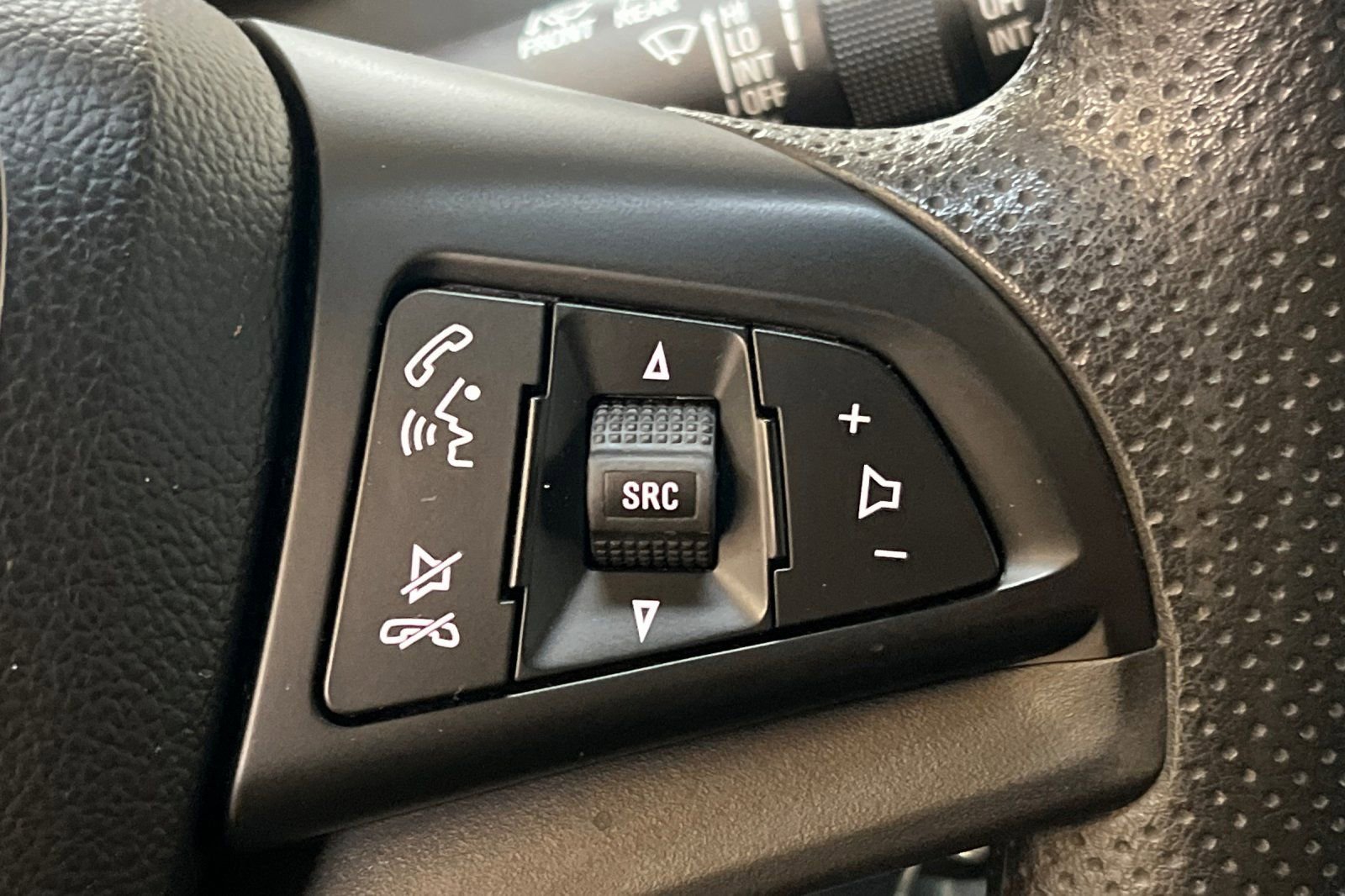 Used 2021 Chevrolet Trax LT image 30