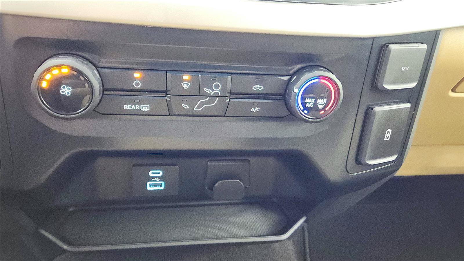 Used 2023 Ford F150 XLT AWD/4WD image 26