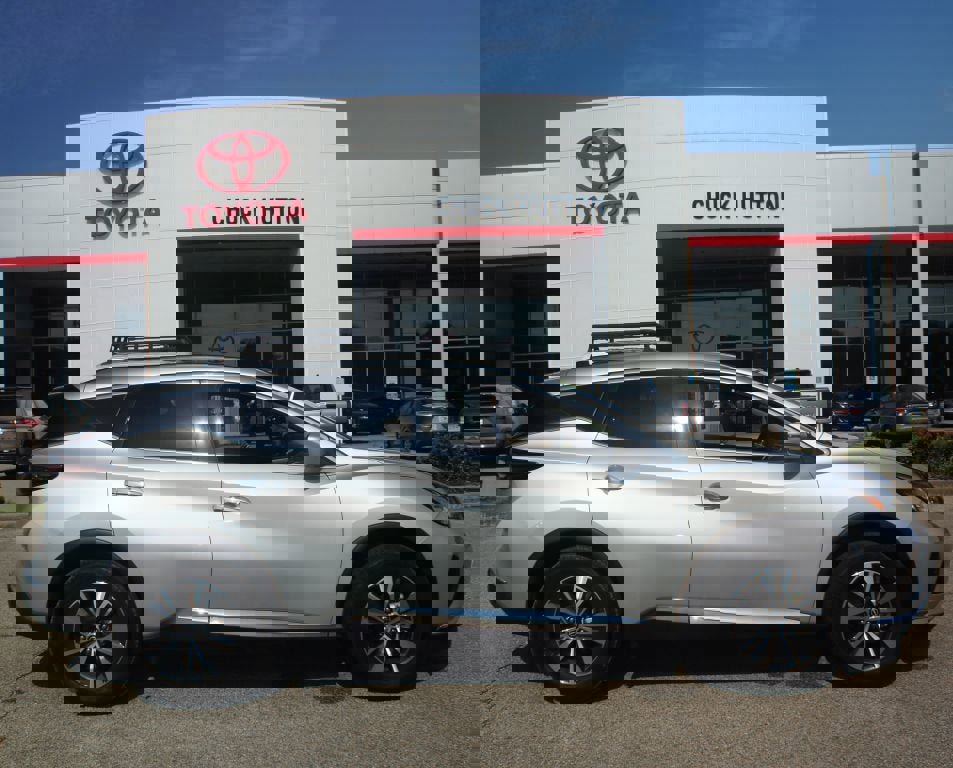 Used 2024 Nissan Murano SV