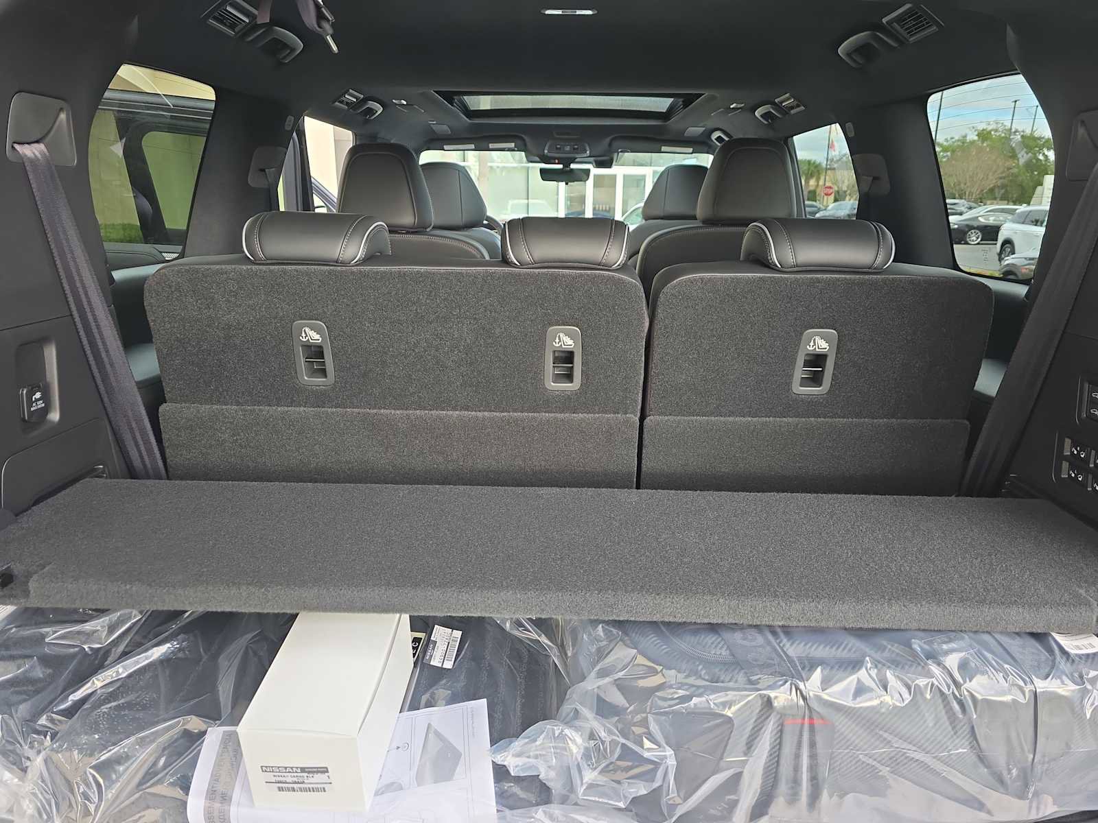 New 2026 INFINITI QX80 Autograph w/ Premium Cargo Package image 28