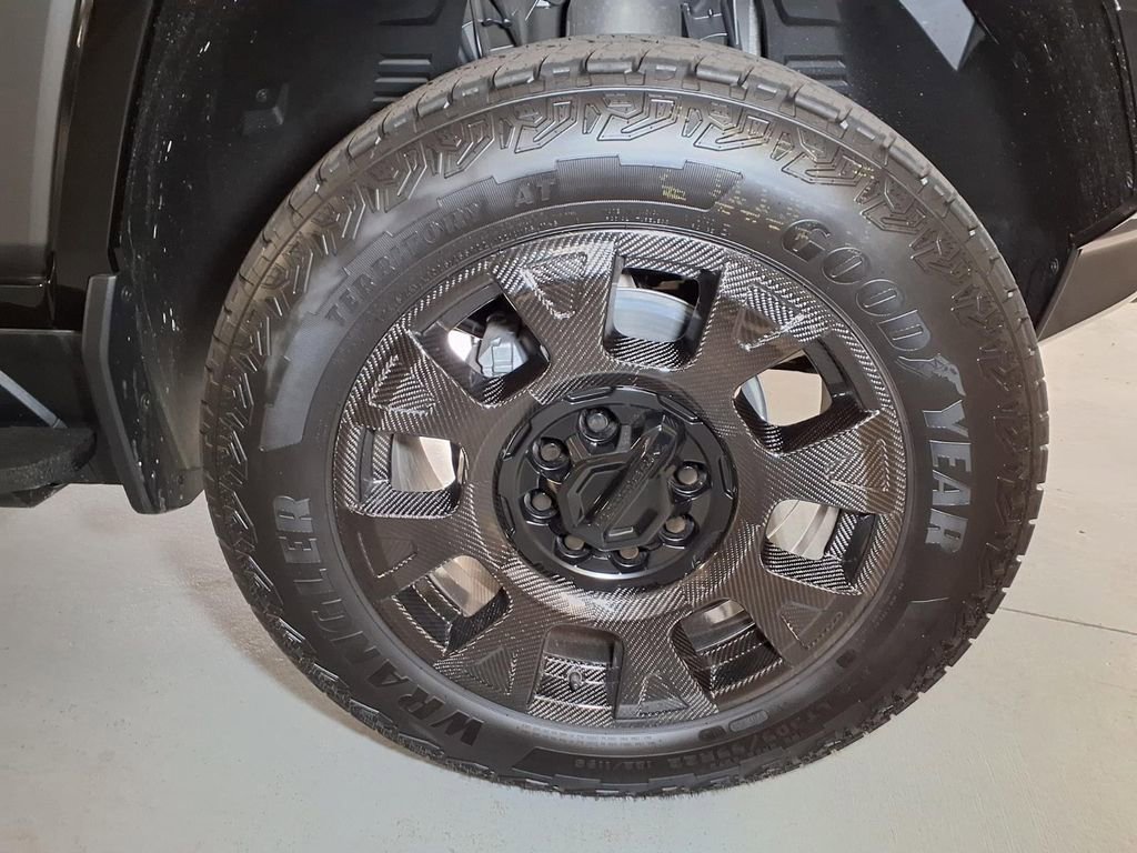 New 2026 GMC Hummer EV 3X w/ Carbon Fiber Edition Package AWD/4WD image 5