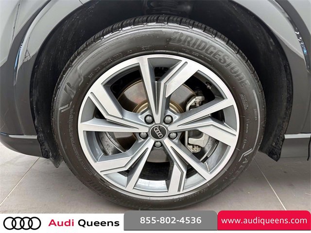 Used 2025 Audi Q4 e-tron Premium Plus w/ Premium Plus image 8