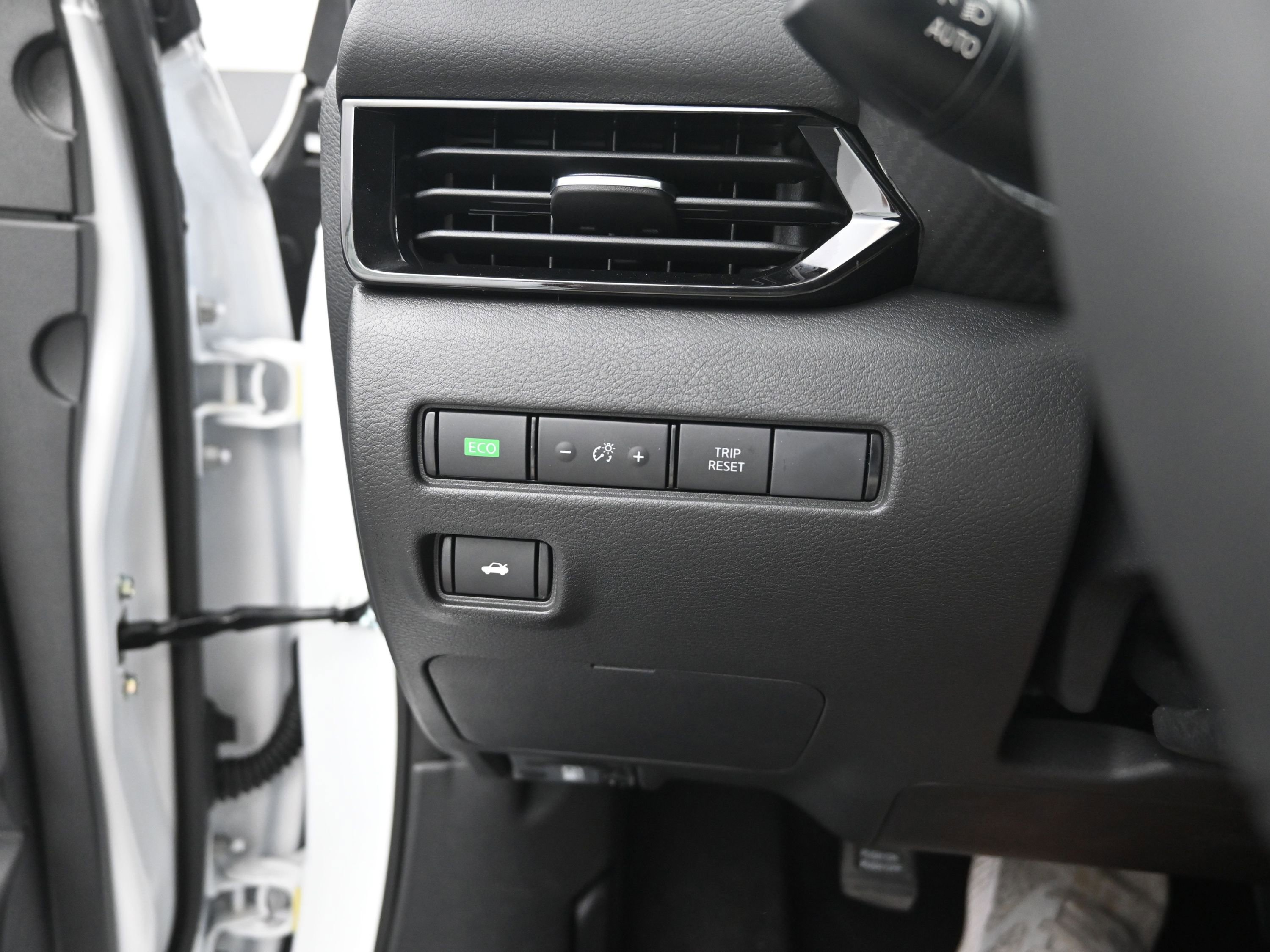 New 2025 Nissan Sentra SV w/ All-Weather Package image 12