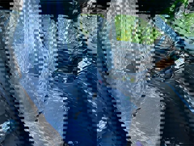 New 2025 Jeep Grand Cherokee L Limited w/ Black Appearance Package image 16