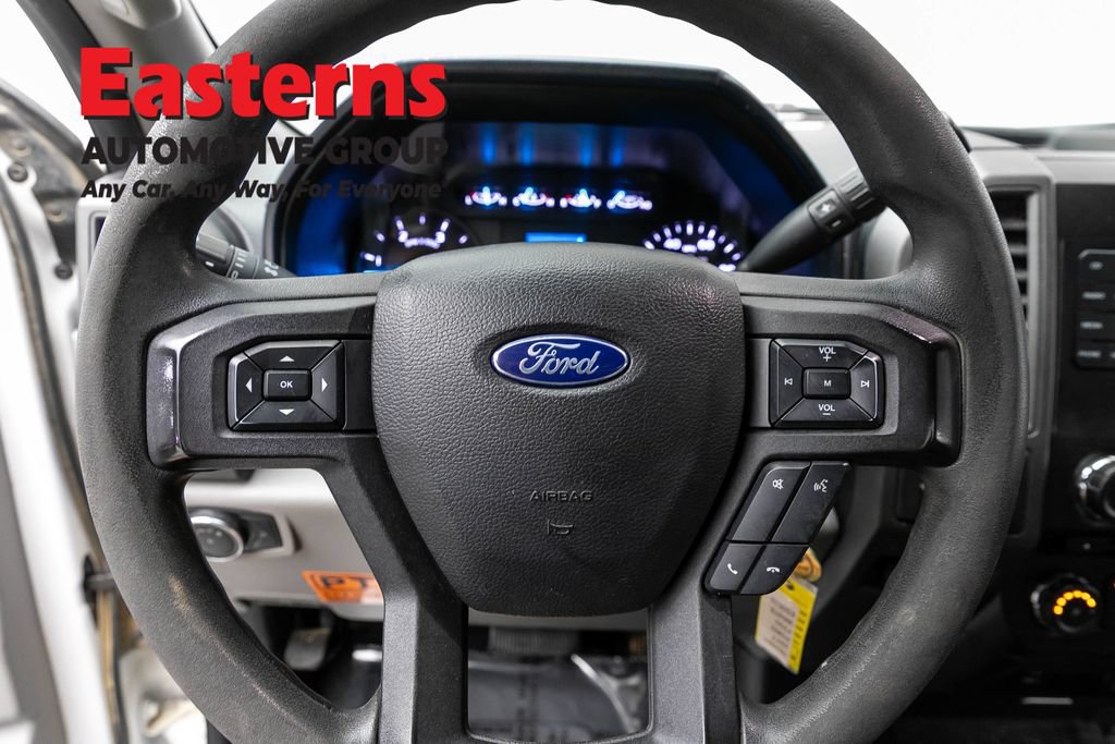 Used 2017 Ford F550 2WD Regular Cab Super Duty image 10